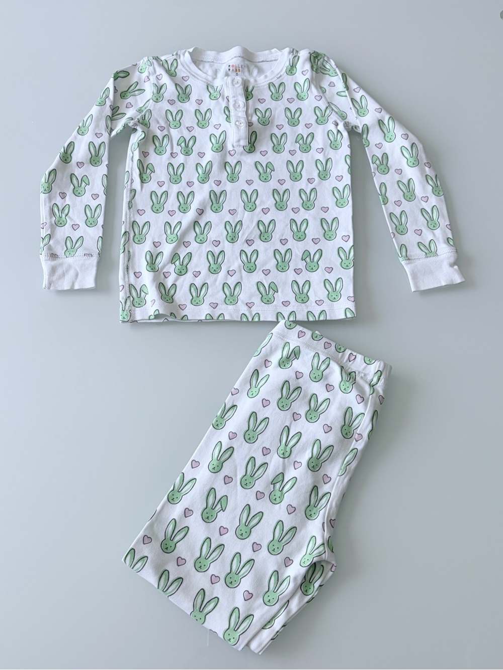Roller Rabbit White Pajama Set with Green Bunny Print Sz 6